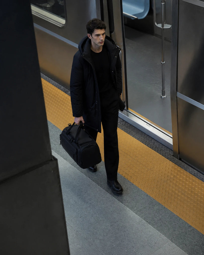 Votre ordinateur ne voyage pas au milieu des vêtements.